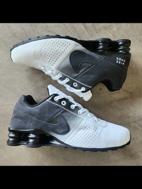 Hot New Womens Size 7 Nike Shox Deliver Athletic Casual Sneakers